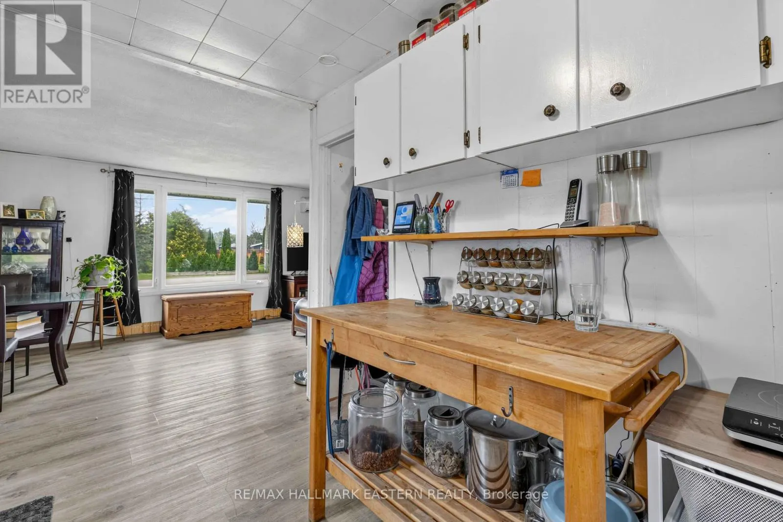 1303 1305 GLEN ROSS ROAD