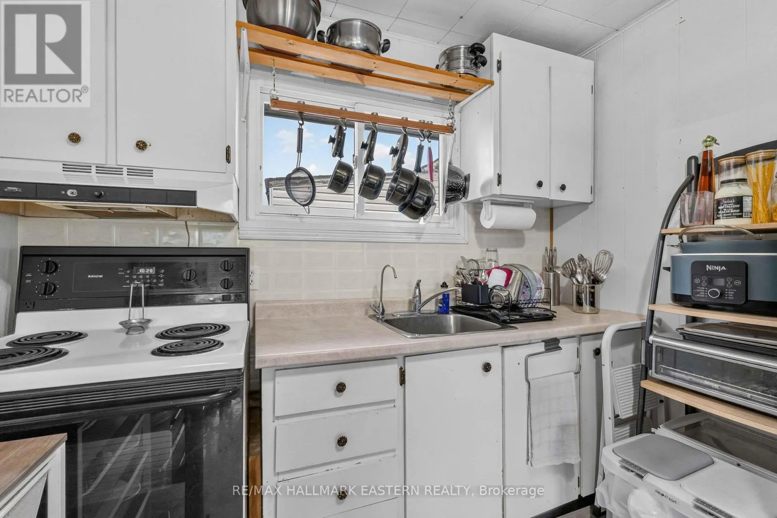 1303 1305 GLEN ROSS ROAD