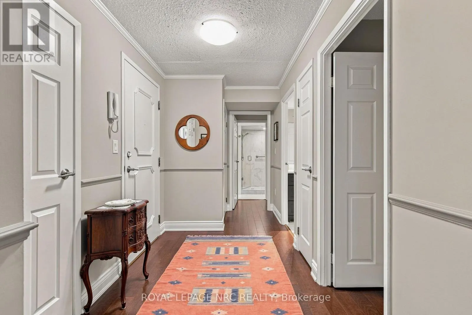 202 - 61 PAFFARD STREET #202