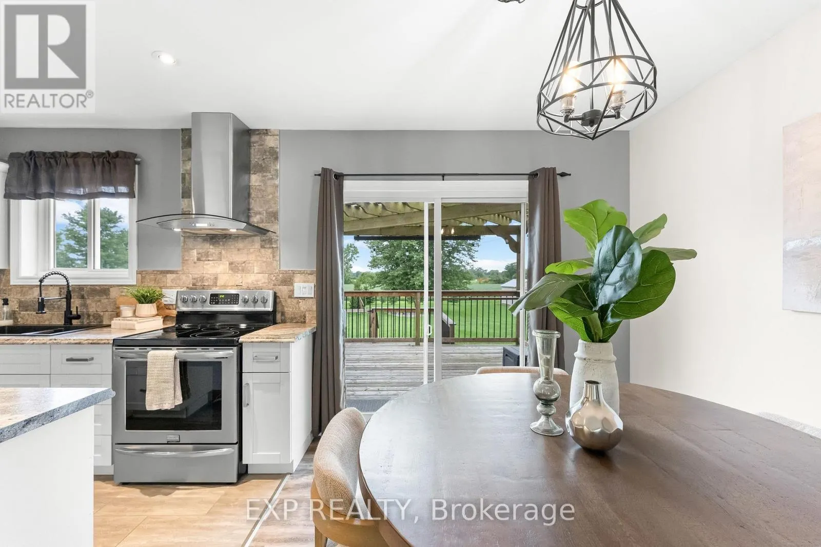 32070 SIDEROAD 20 ROAD