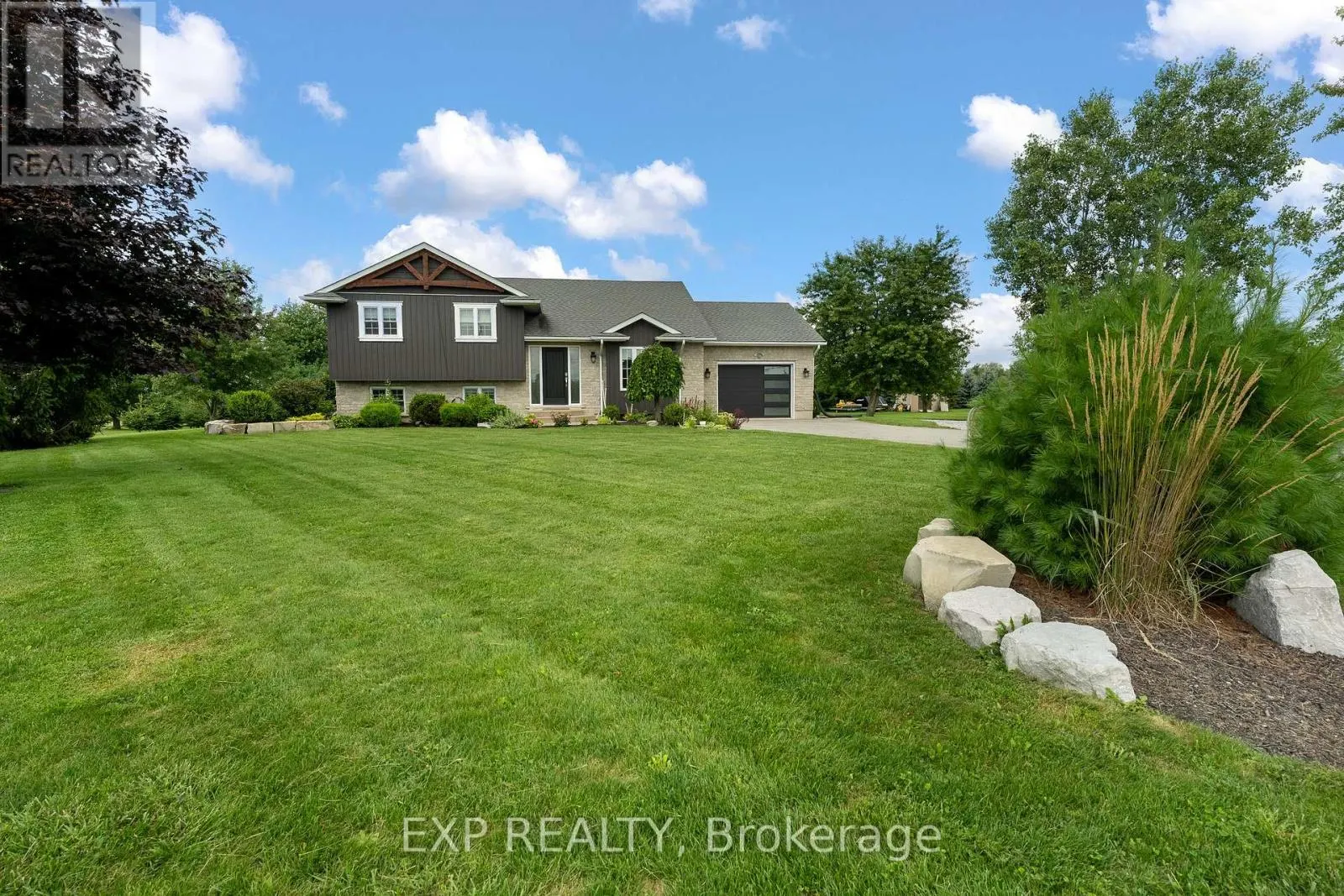 32070 SIDEROAD 20 ROAD