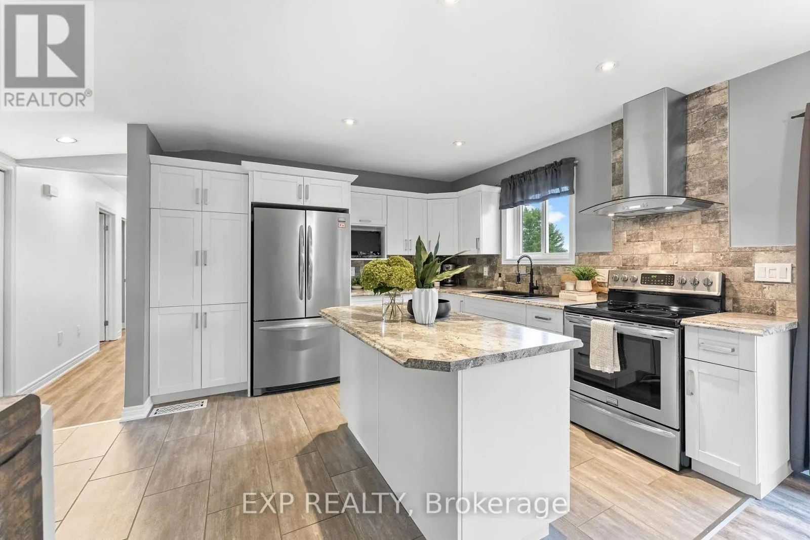 32070 SIDEROAD 20 ROAD