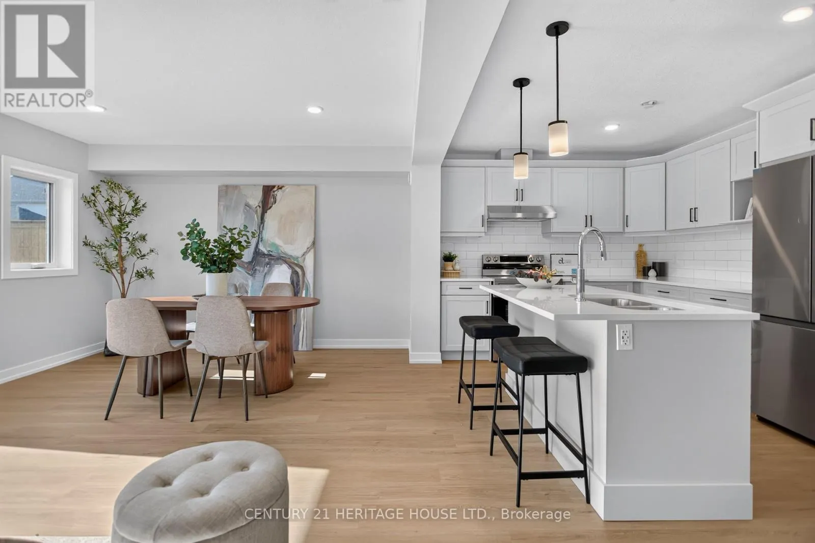 25 KILN LANE E