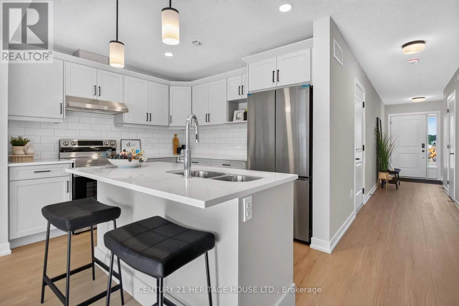 25 KILN LANE E