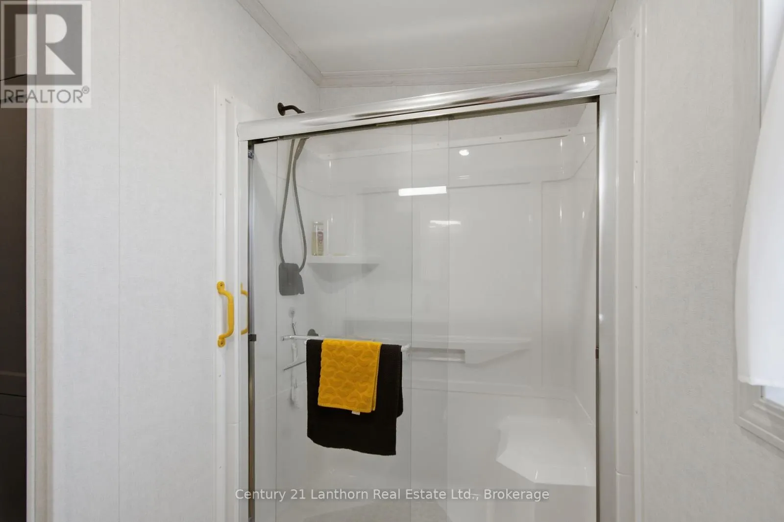 25 - 484 FRANKFORD STIRLING ROAD #25