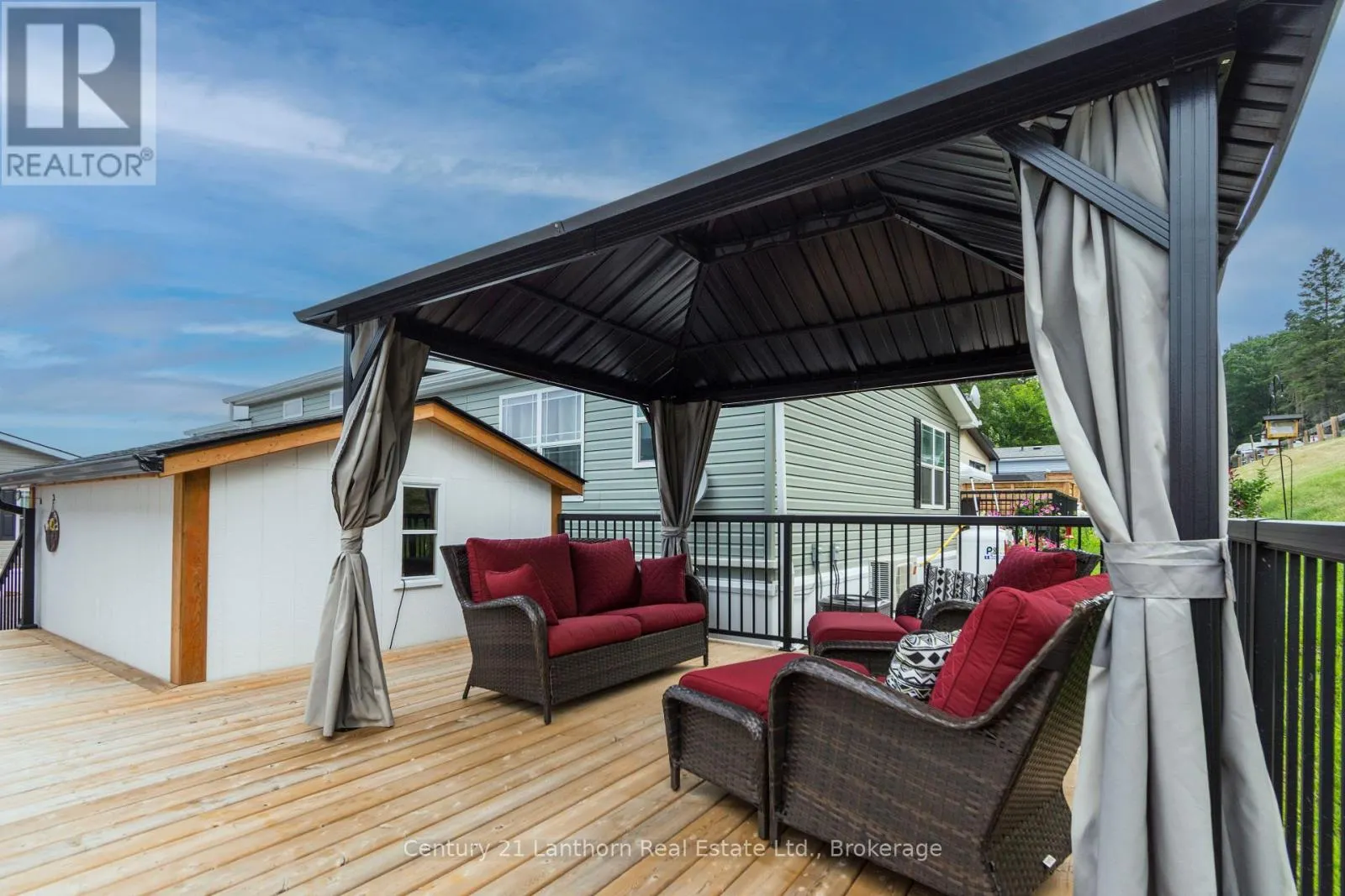 25 - 484 FRANKFORD STIRLING ROAD #25