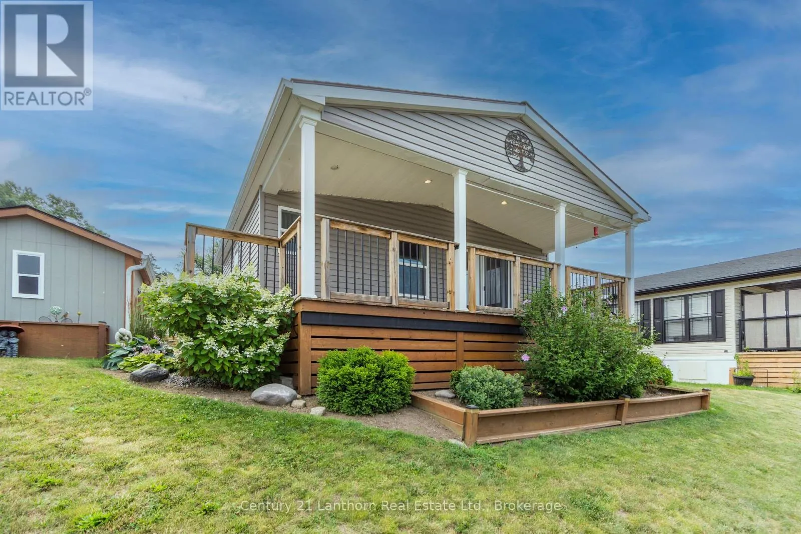 18 - 484 FRANKFORD STIRLING ROAD #18