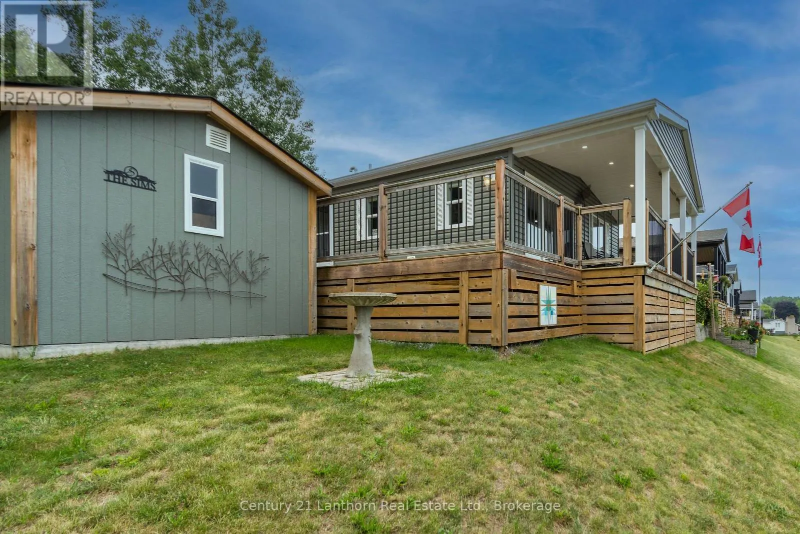 12 - 484 FRANKFORD STIRLING ROAD #12