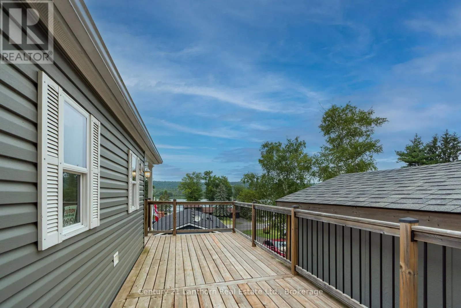 12 - 484 FRANKFORD STIRLING ROAD #12