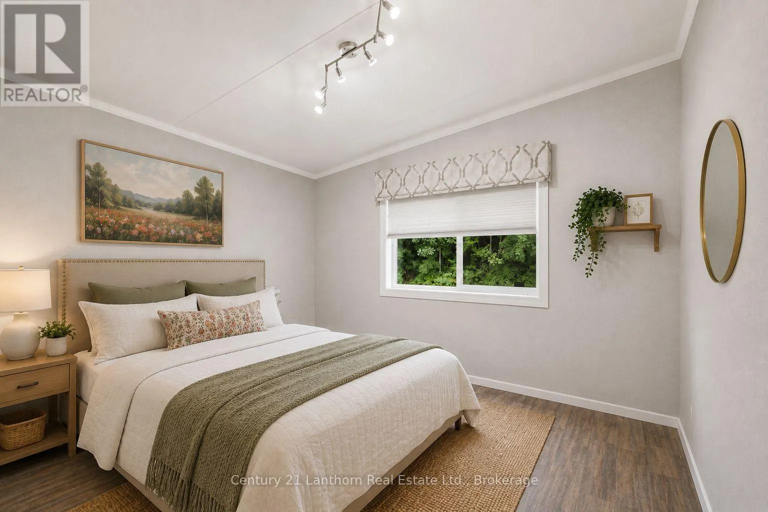 12 - 484 FRANKFORD STIRLING ROAD #12