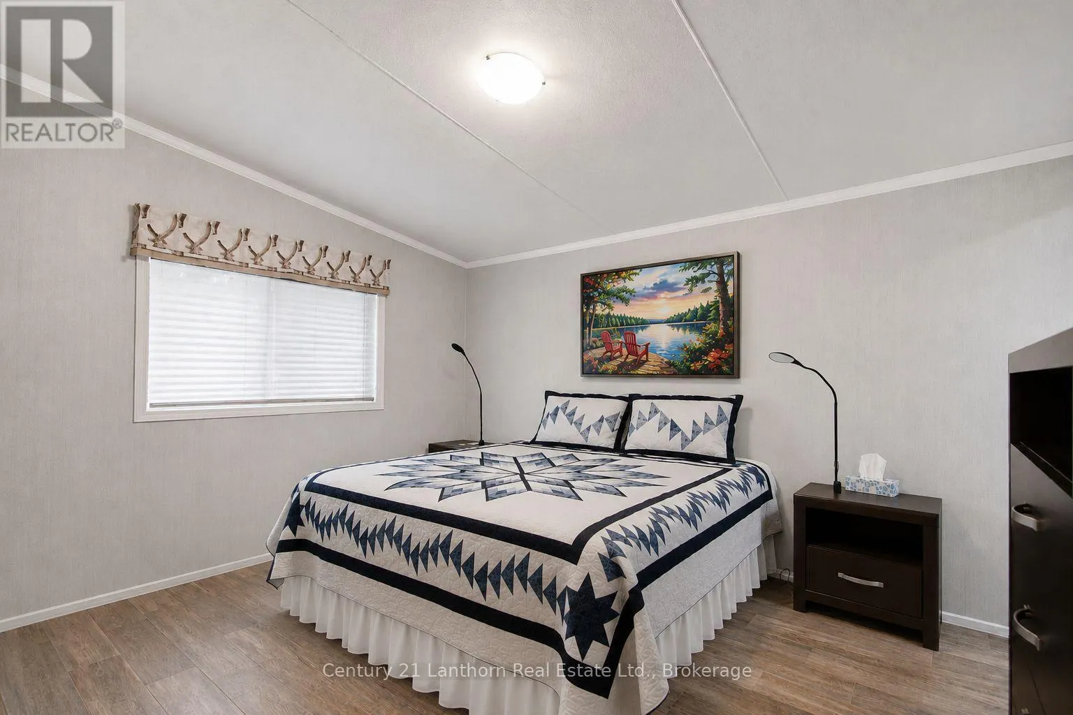 12 - 484 FRANKFORD STIRLING ROAD #12