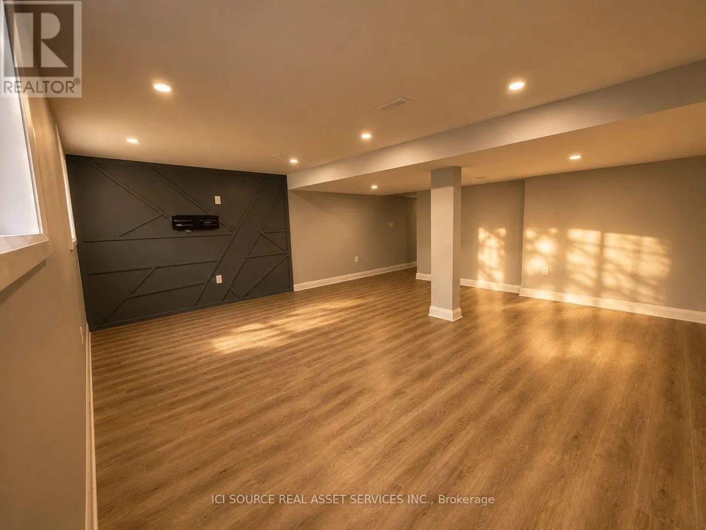 358 WISTERIA CRESCENT