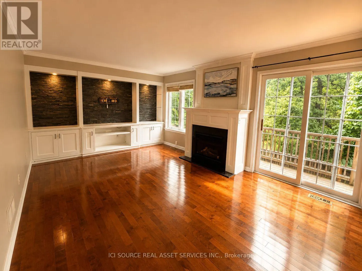 358 WISTERIA CRESCENT