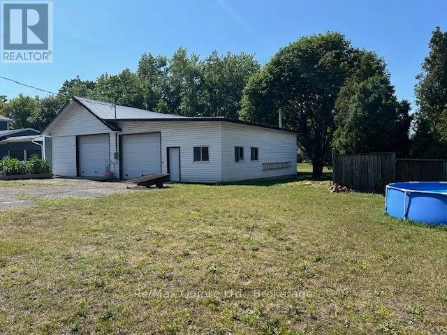 101 ROSELAND DRIVE