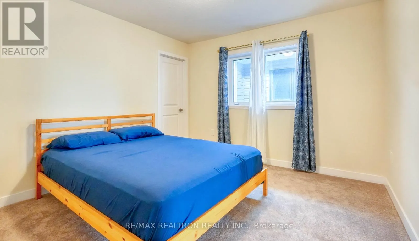 20 HAWICK CRESCENT