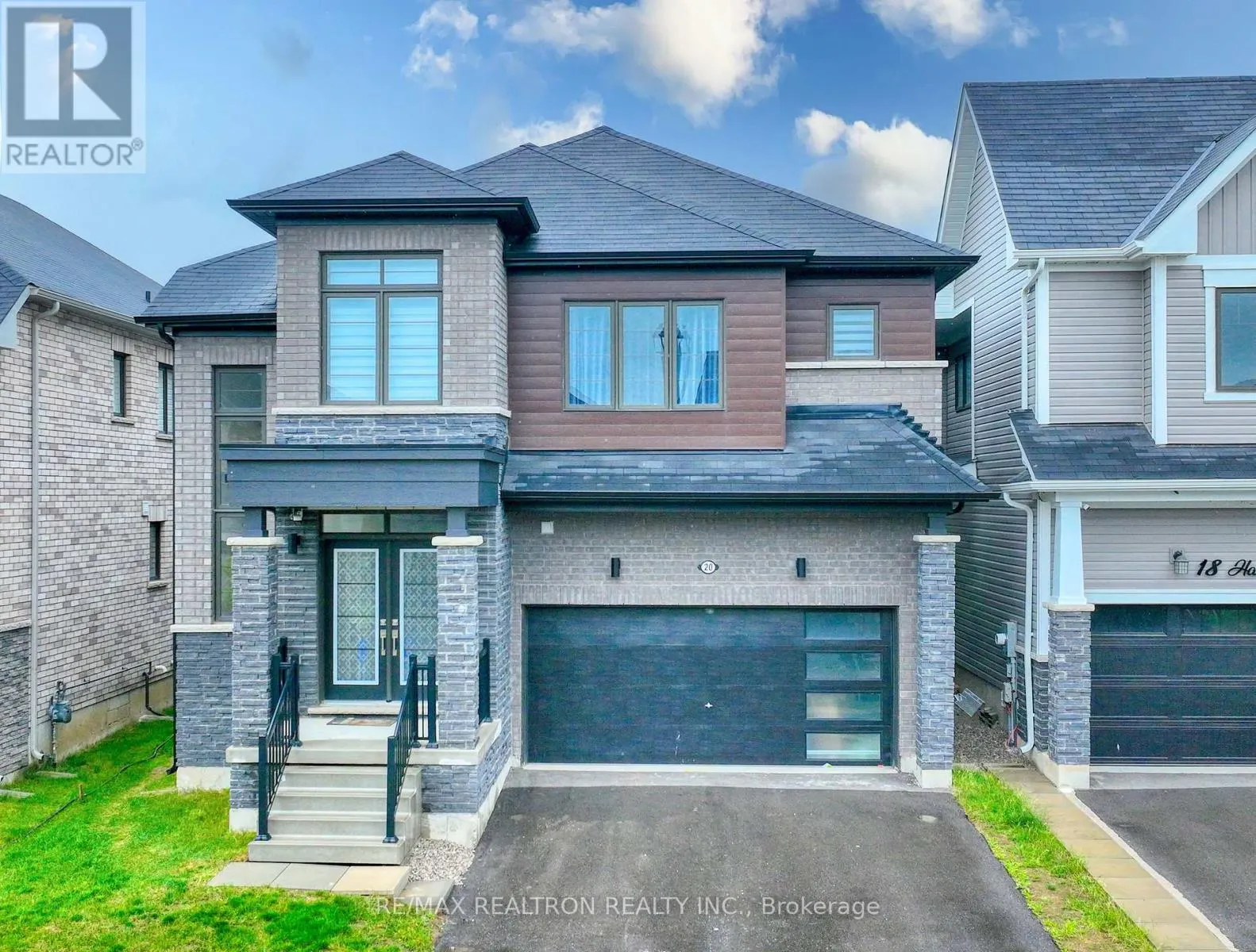 20 HAWICK CRESCENT