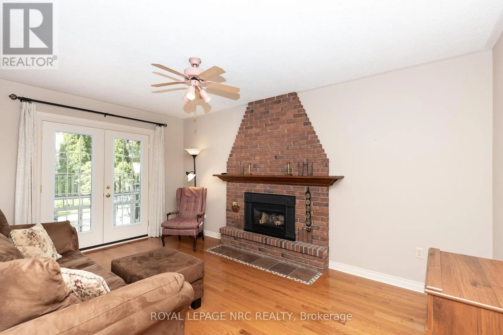 35 GARRISON VILLAGE DRIVE