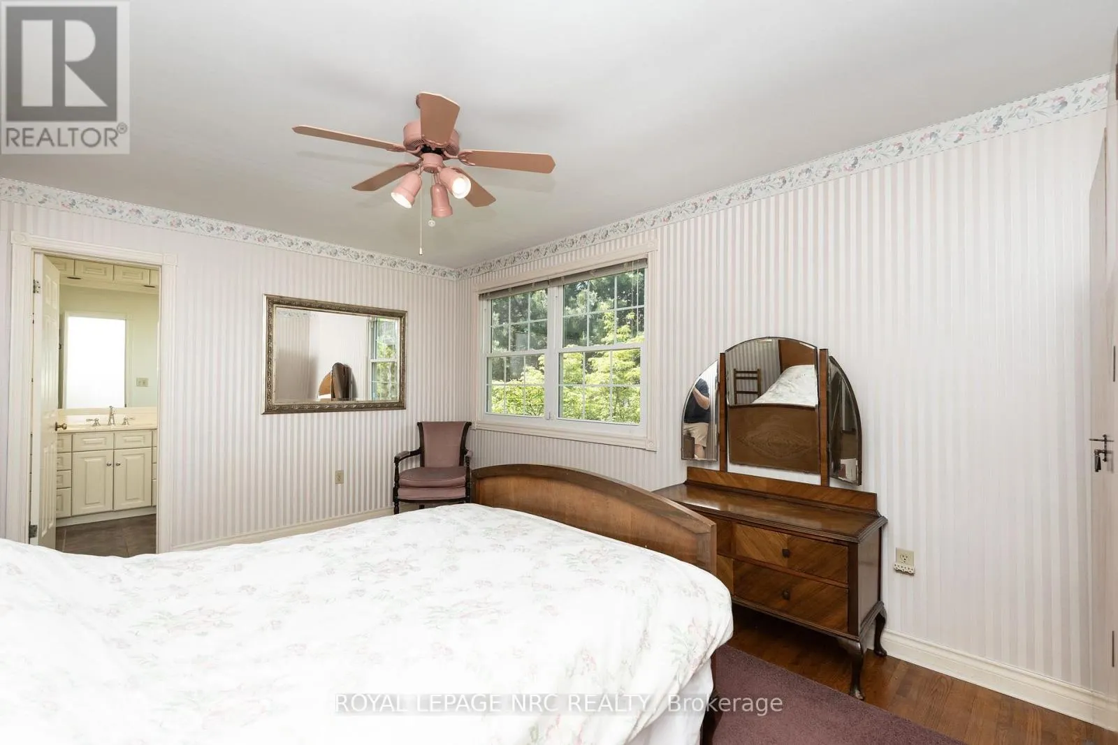 35 GARRISON VILLAGE DRIVE