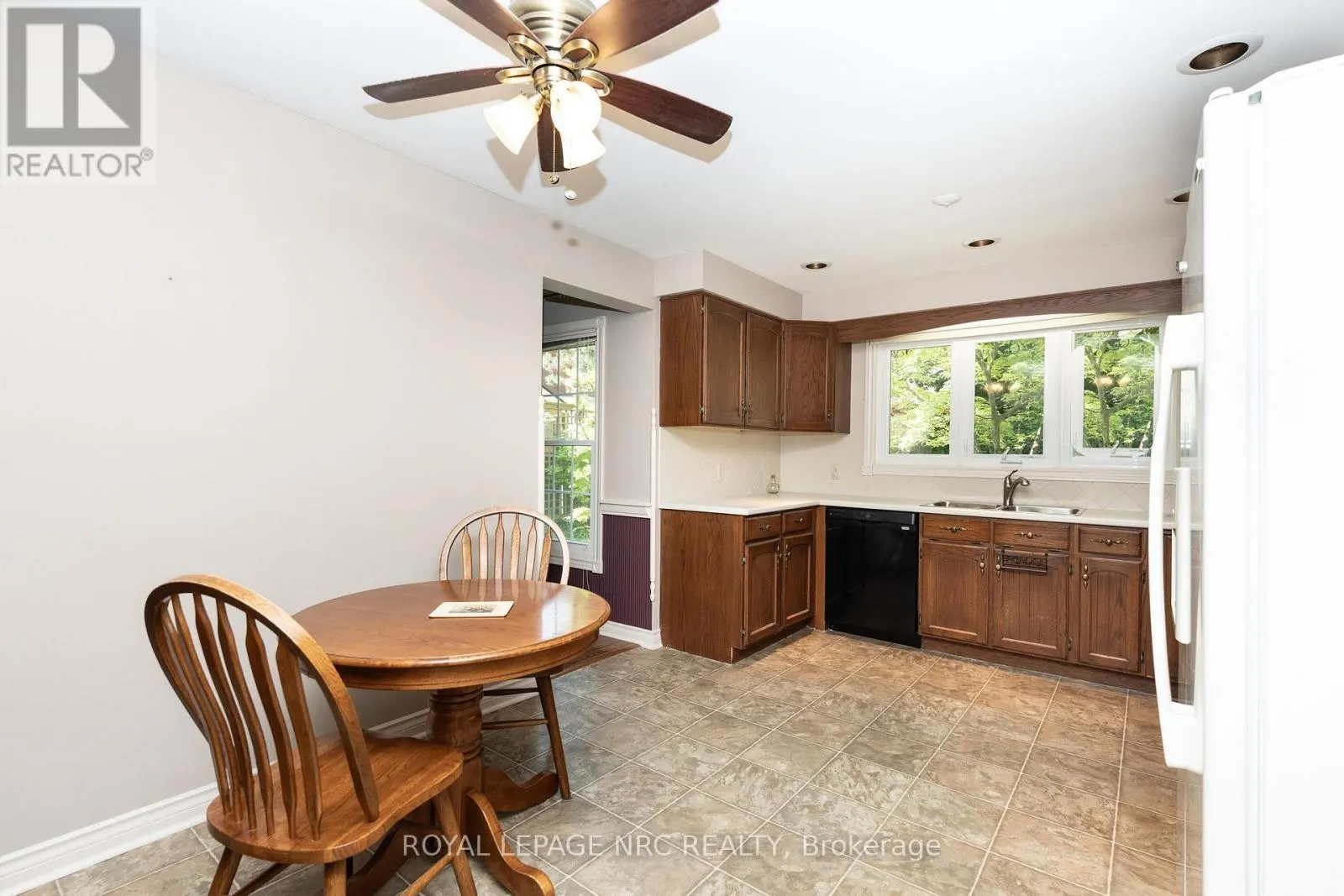 35 GARRISON VILLAGE DRIVE