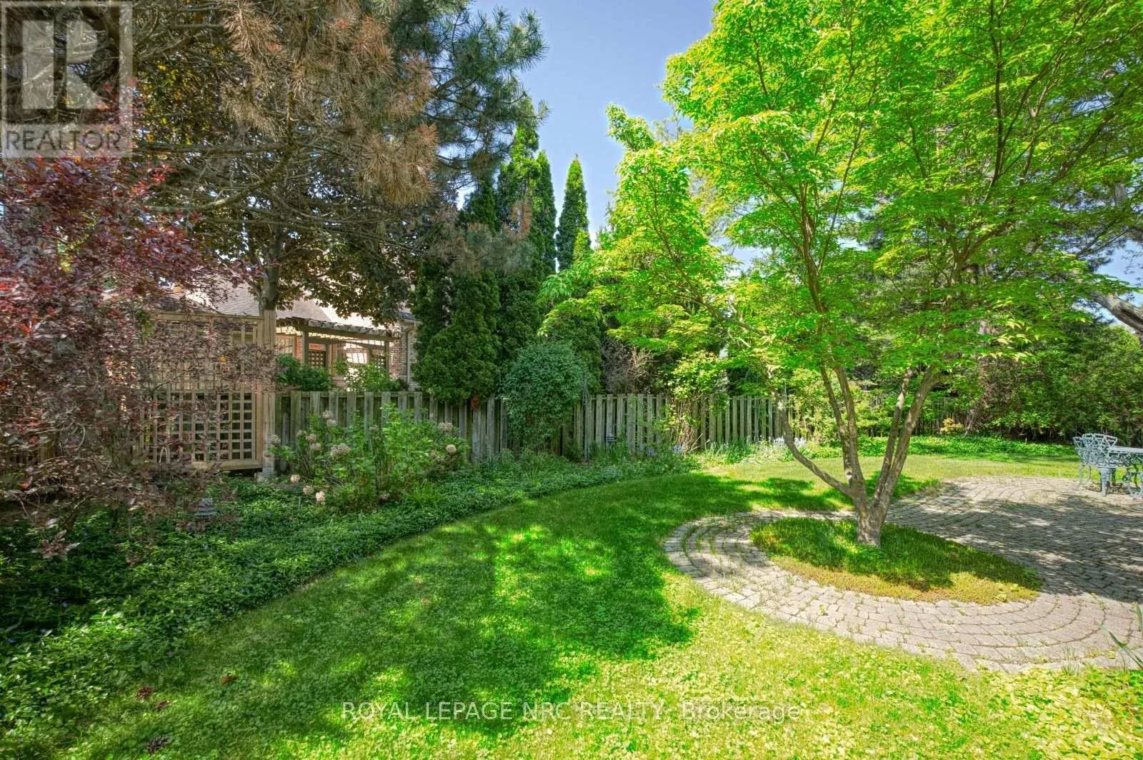 35 GARRISON VILLAGE DRIVE