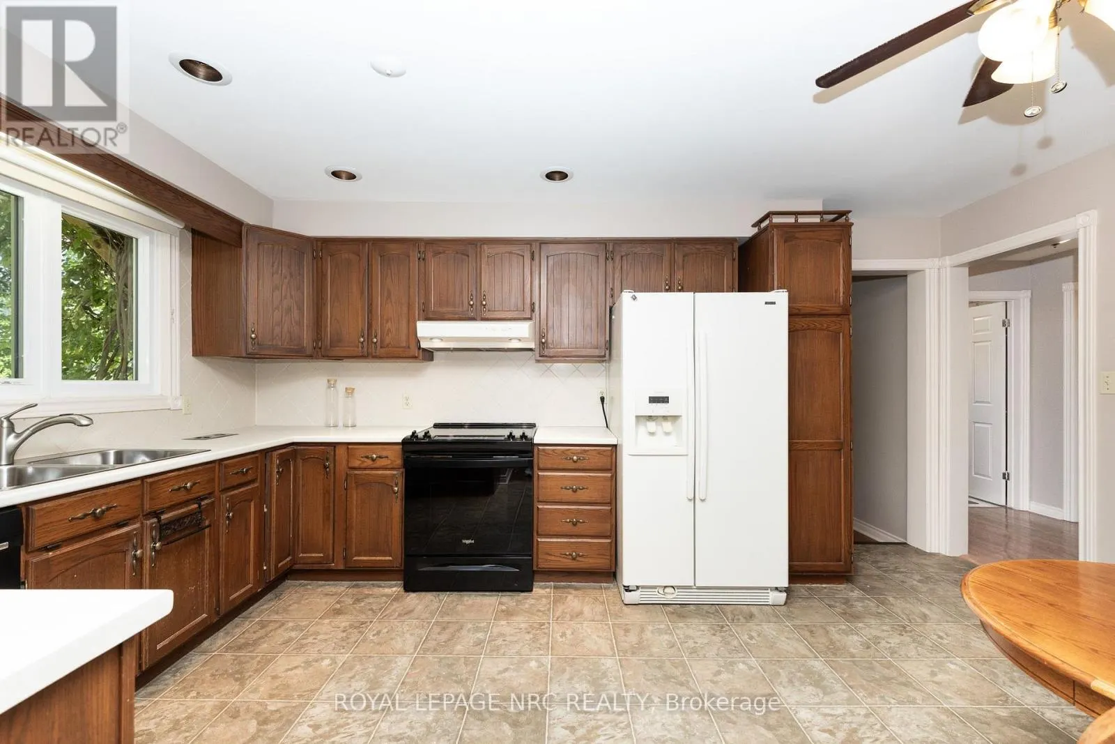 35 GARRISON VILLAGE DRIVE