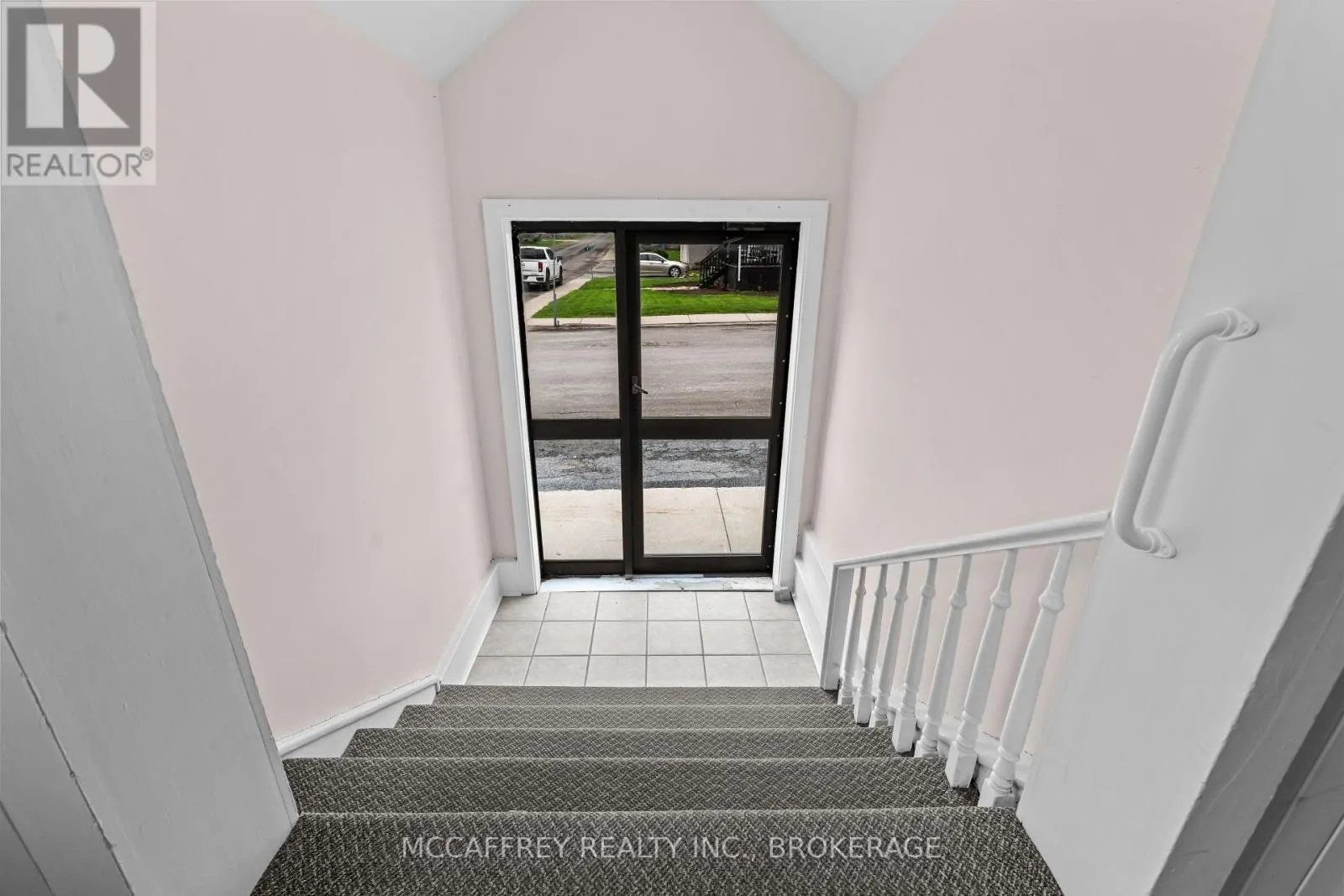 4 NEELY STREET