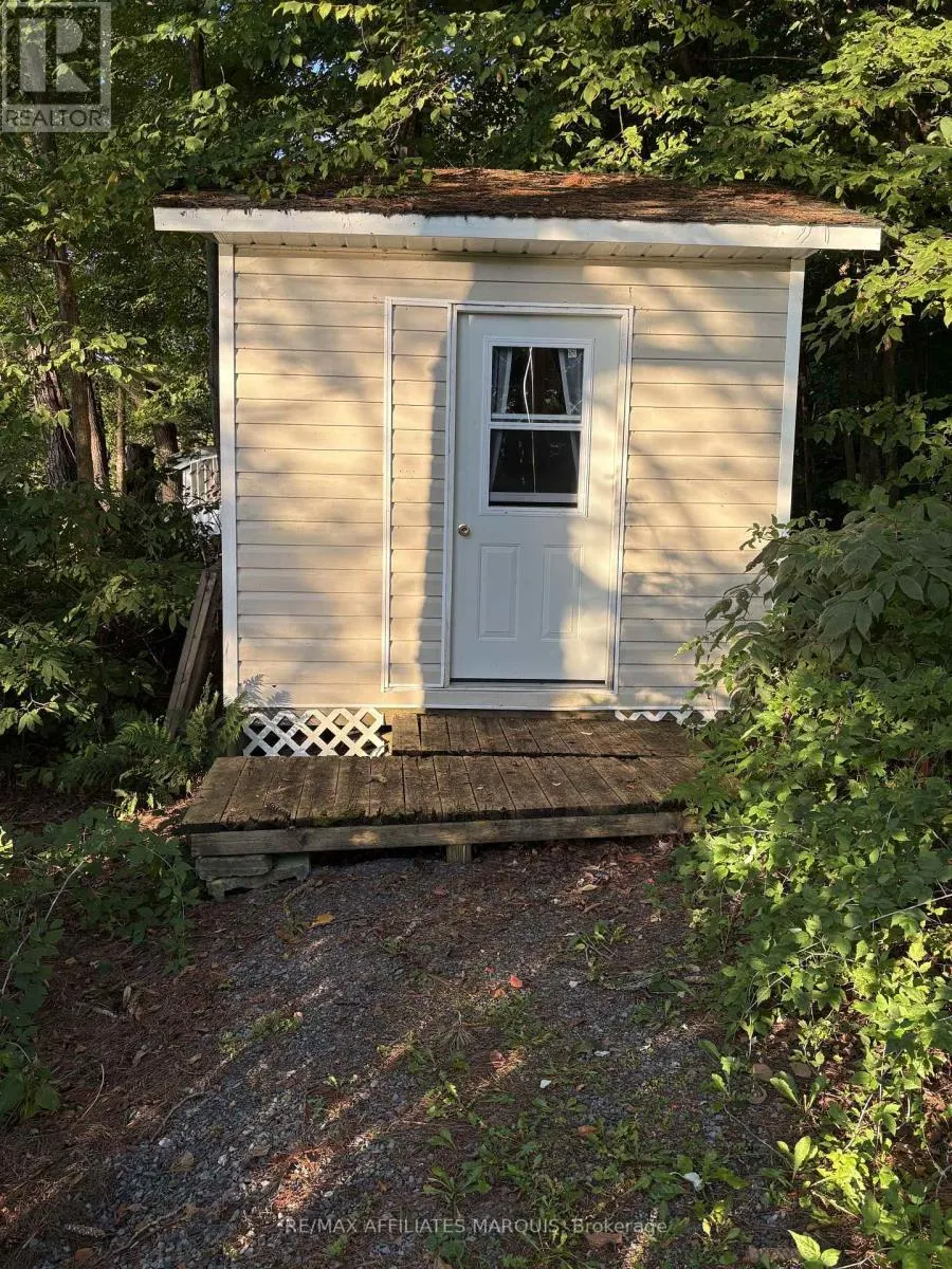 54 THOMPSON LANE