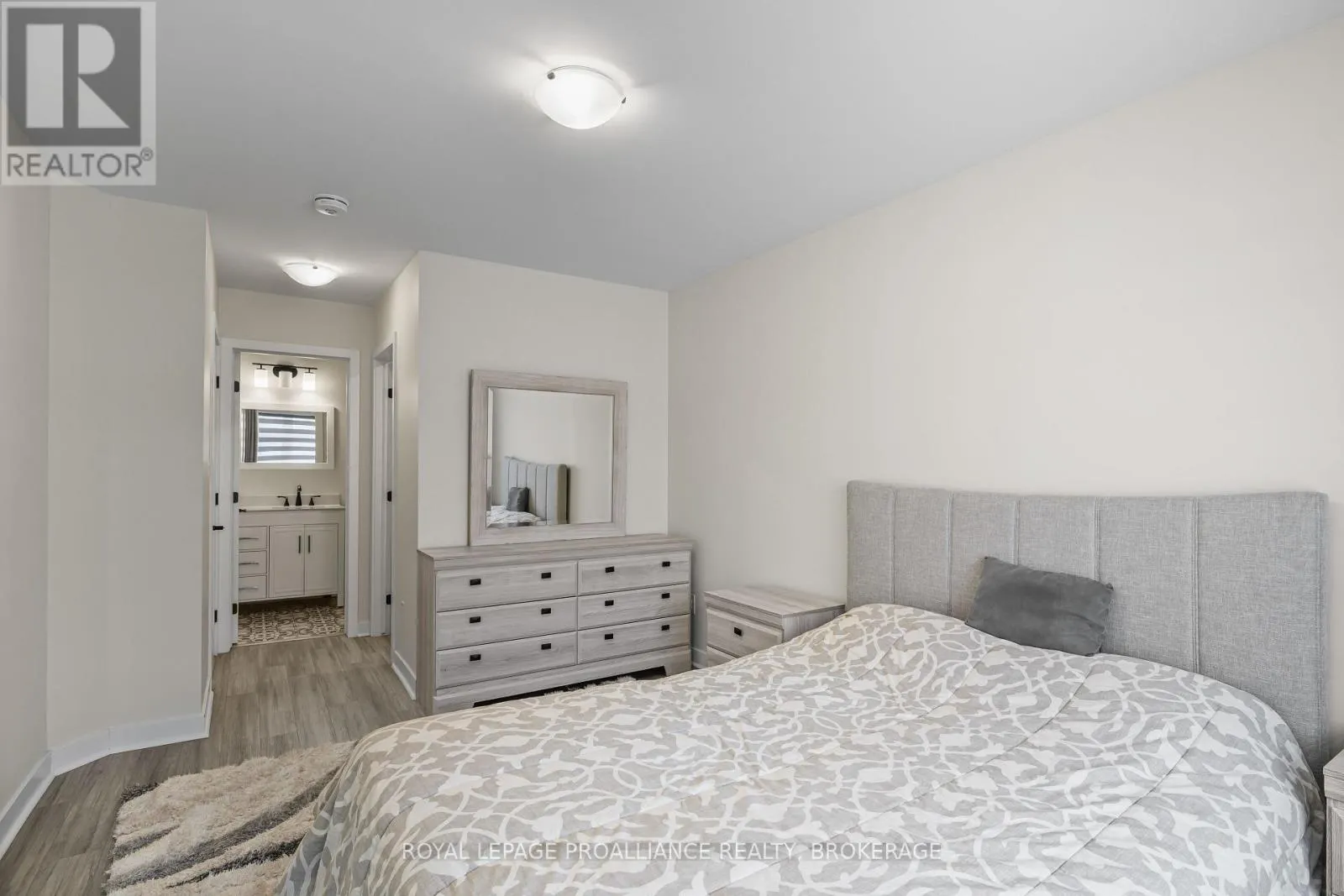 105 - 809 DEVELOPMENT DRIVE #105