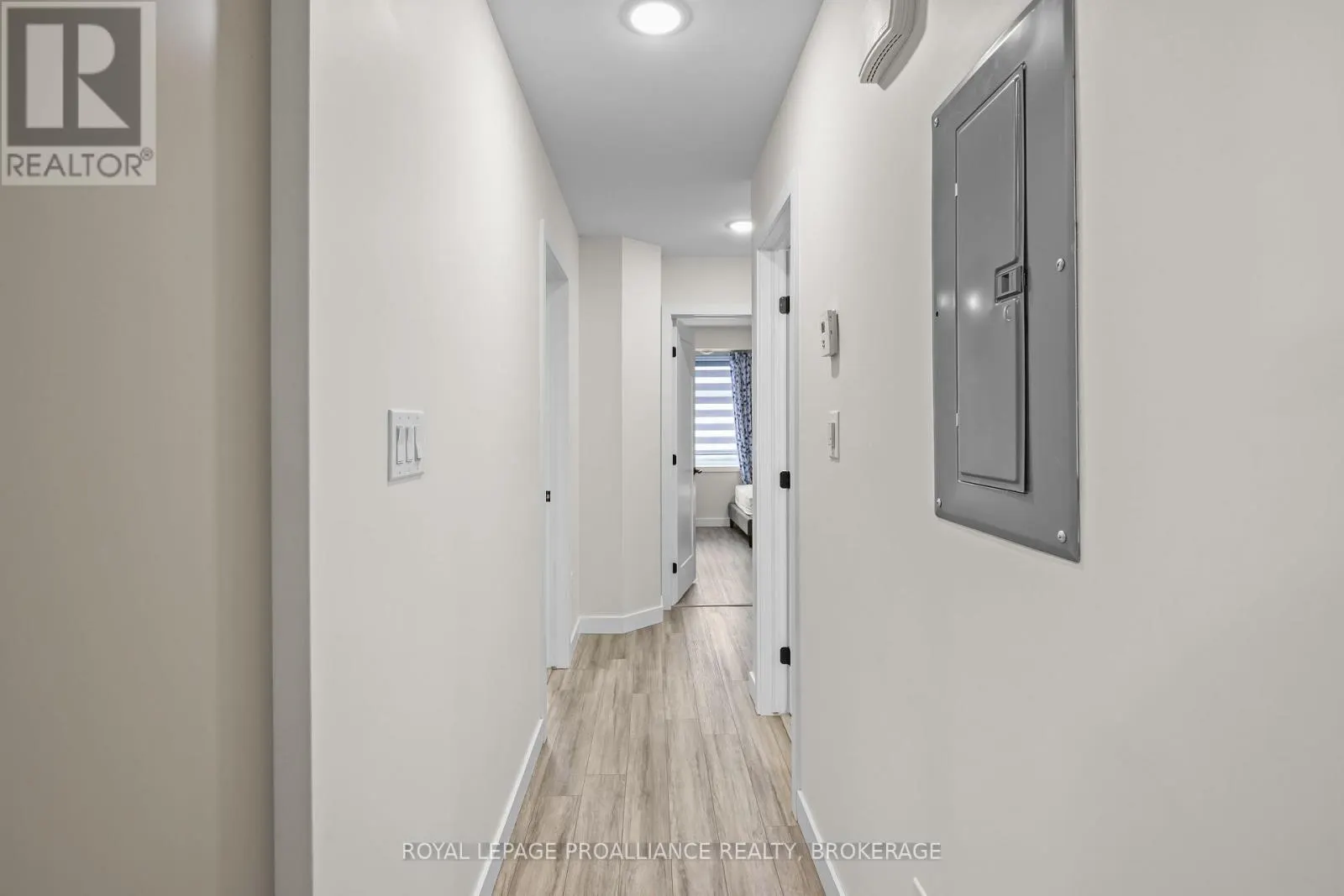 105 - 809 DEVELOPMENT DRIVE #105
