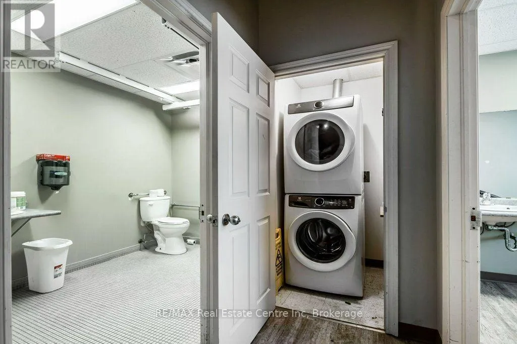 280 ST PATRICK STREET W