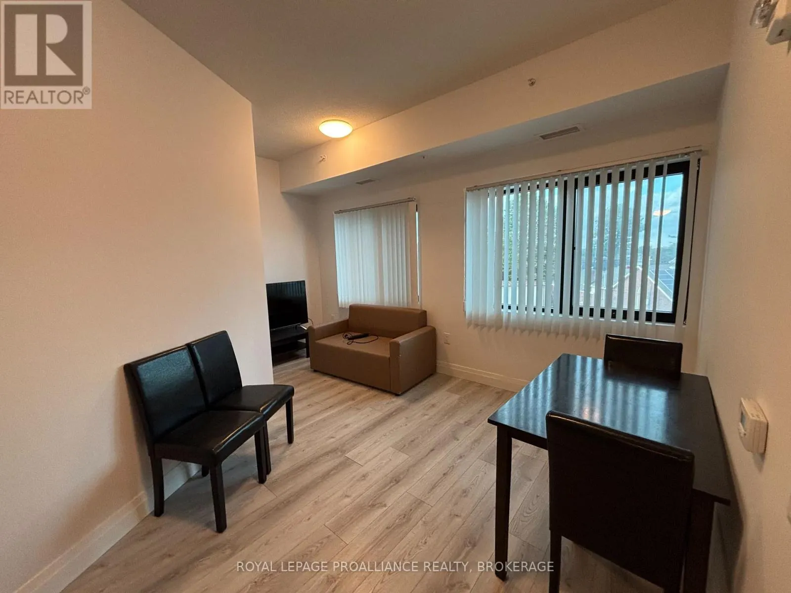 425 - 652 PRINCESS STREET #425