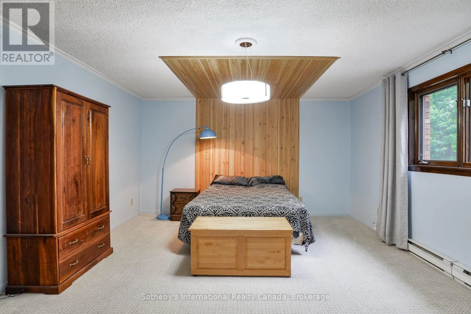 55 DENNISS DRIVE