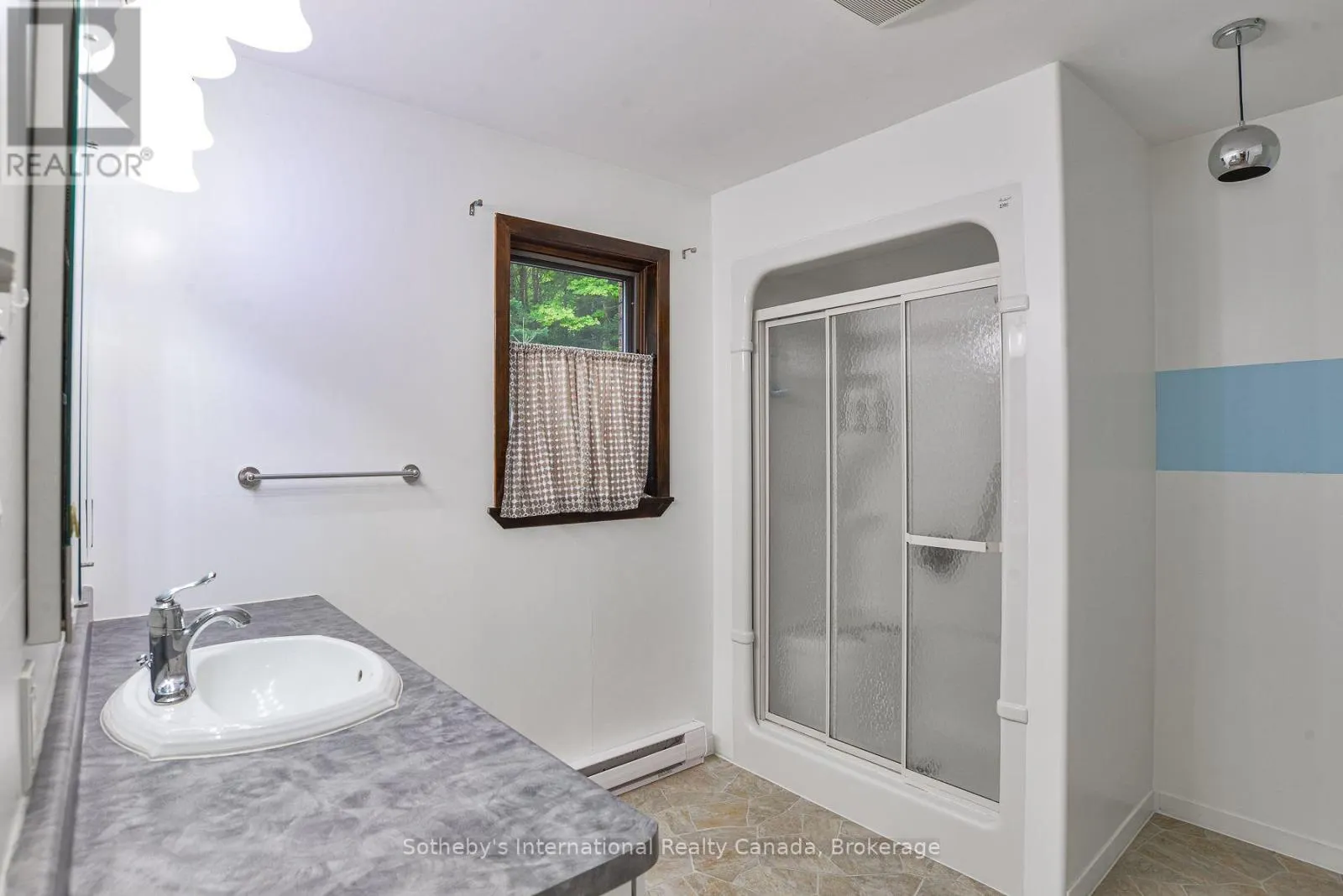 55 DENNISS DRIVE