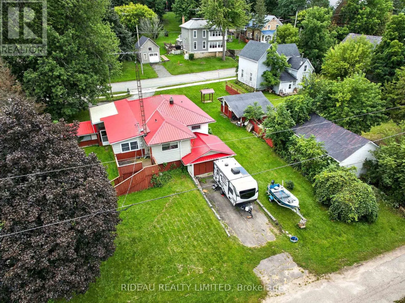 17 COLBORNE STREET