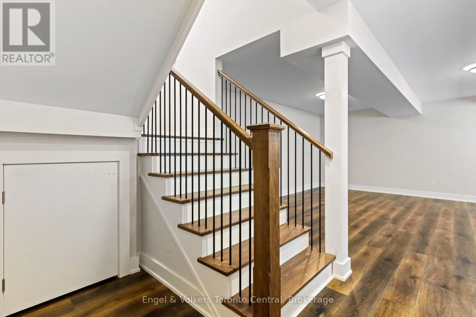 145 SYCAMORE STREET