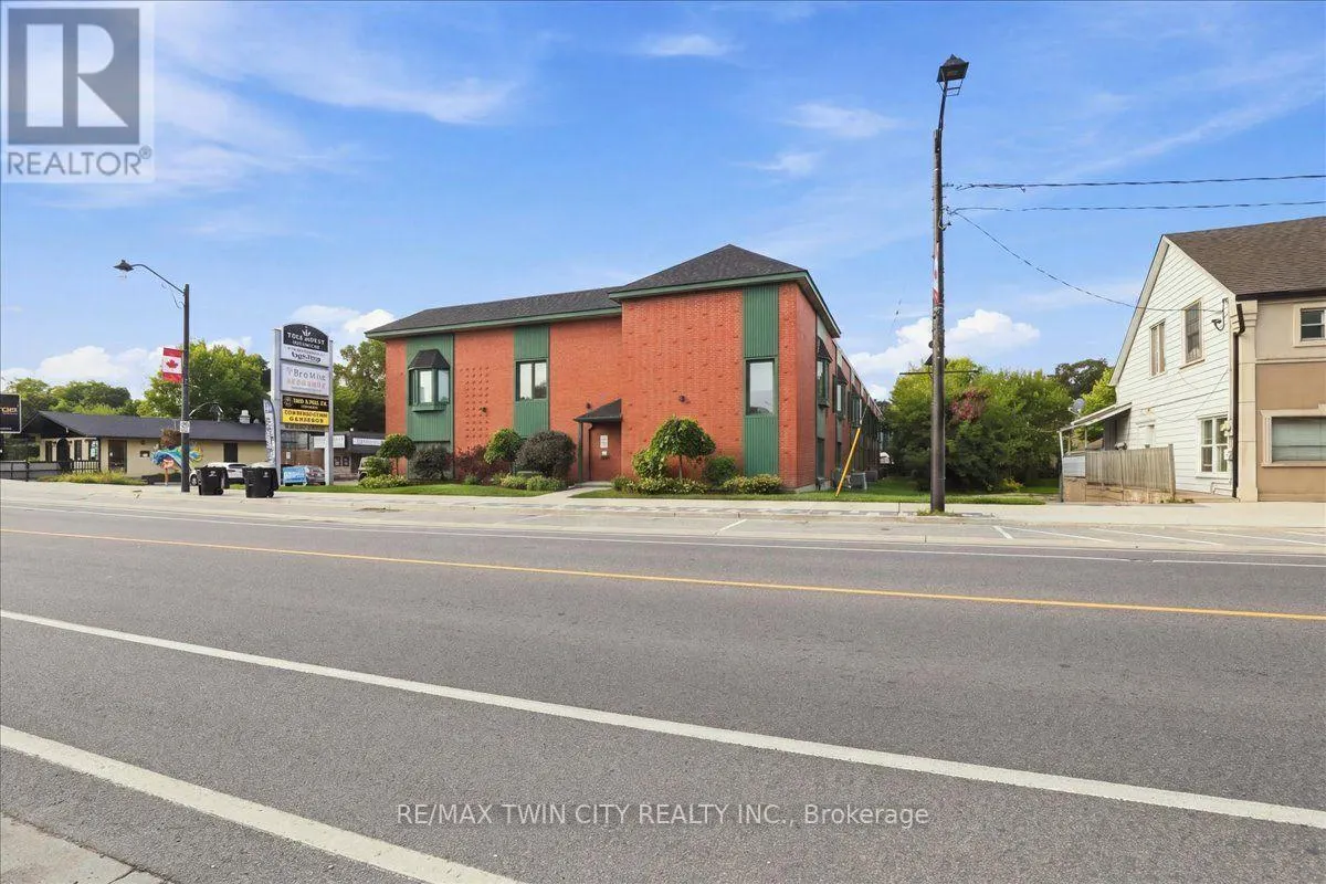 217 - 1009 QUEENSTON ROAD