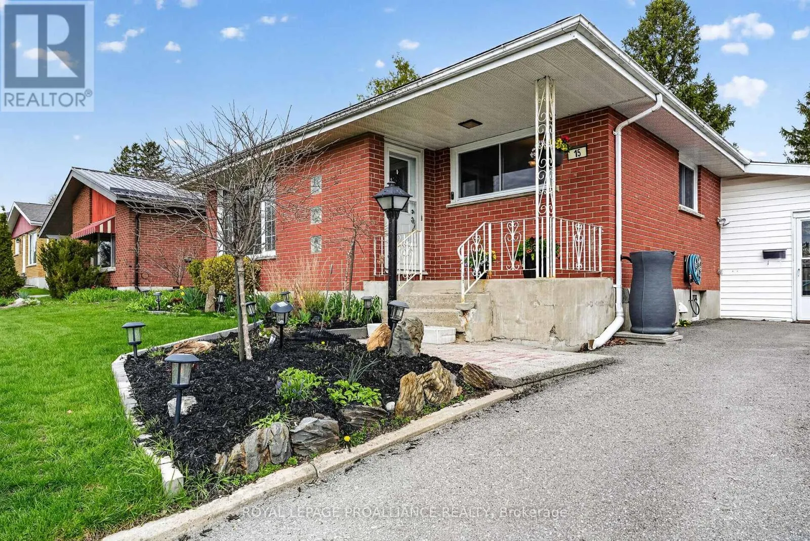 15 GEARIN STREET