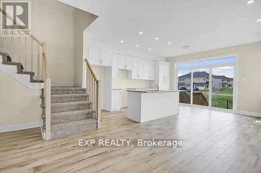 15 REYNOLDS AVENUE