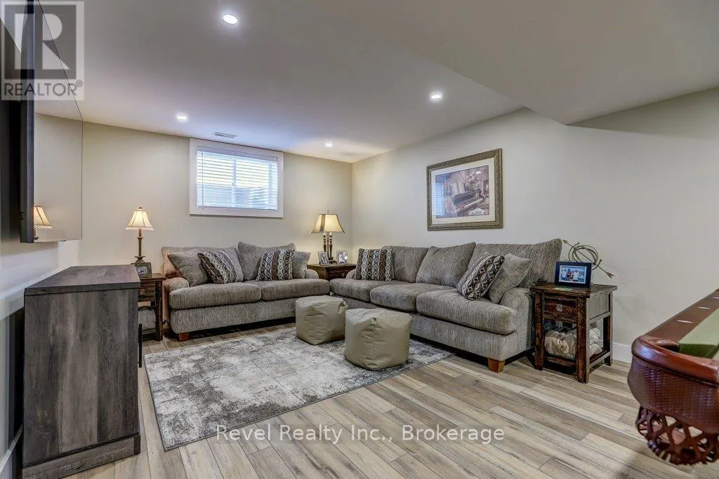 258 IRONWOOD WAY