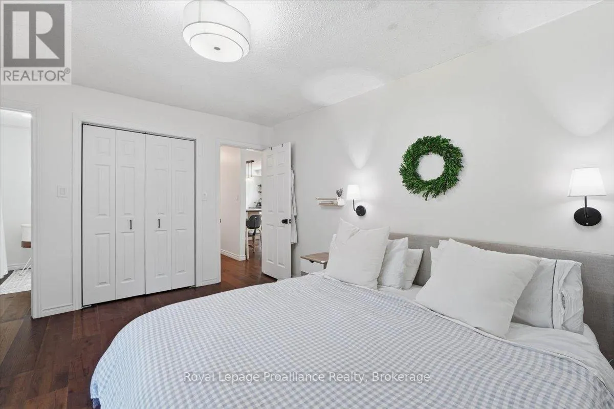 24 HARVEST CRESCENT