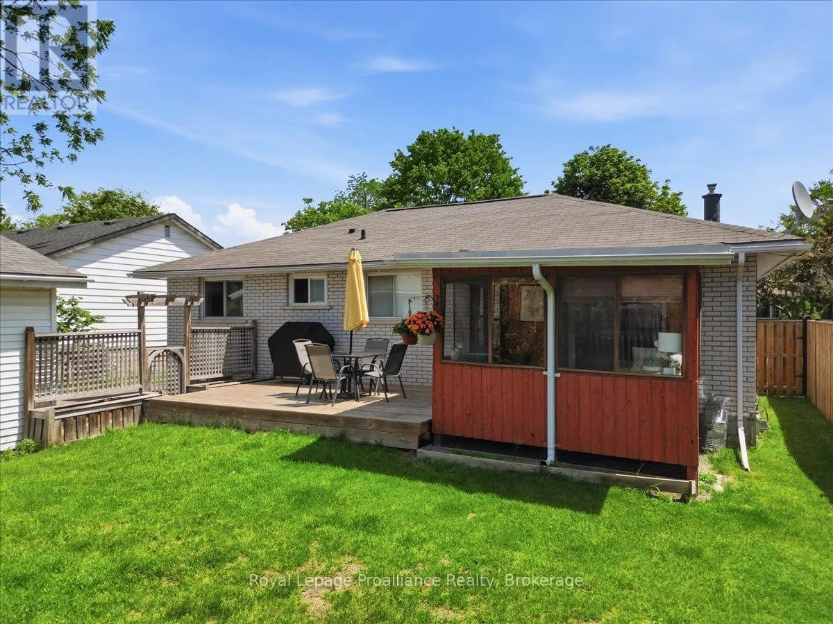 24 HARVEST CRESCENT