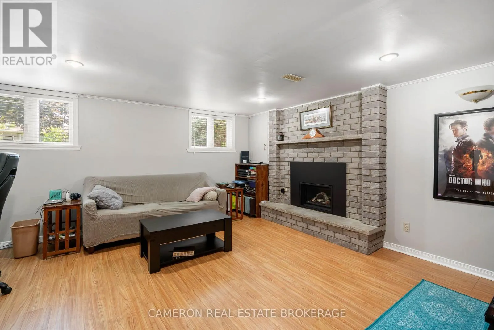 368 ANGELA CRESCENT