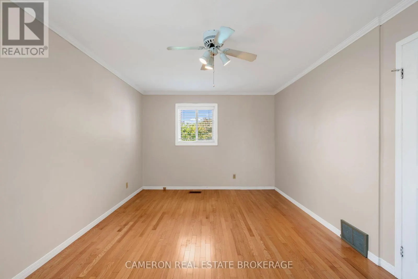 368 ANGELA CRESCENT