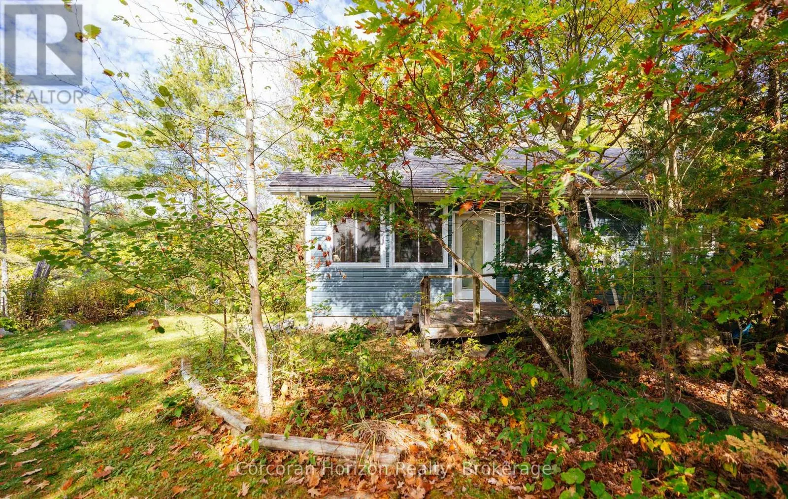 566 HUNGRY BAY ROAD W