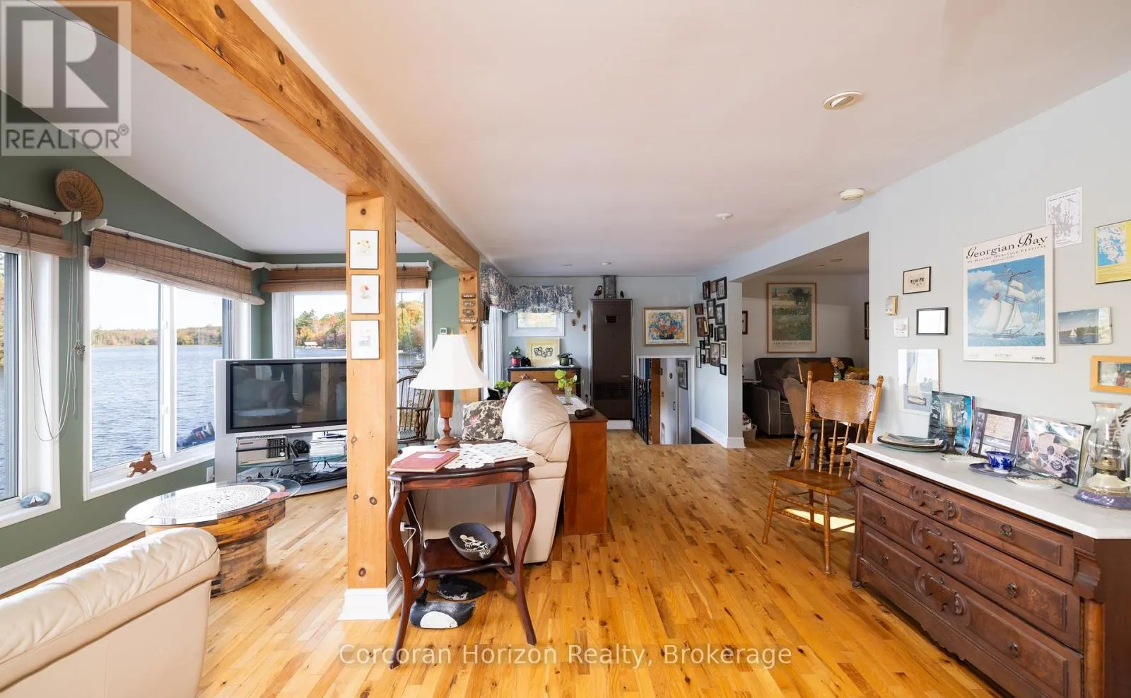 566 HUNGRY BAY ROAD W