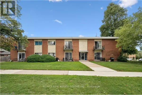 25 WALTON AVENUE