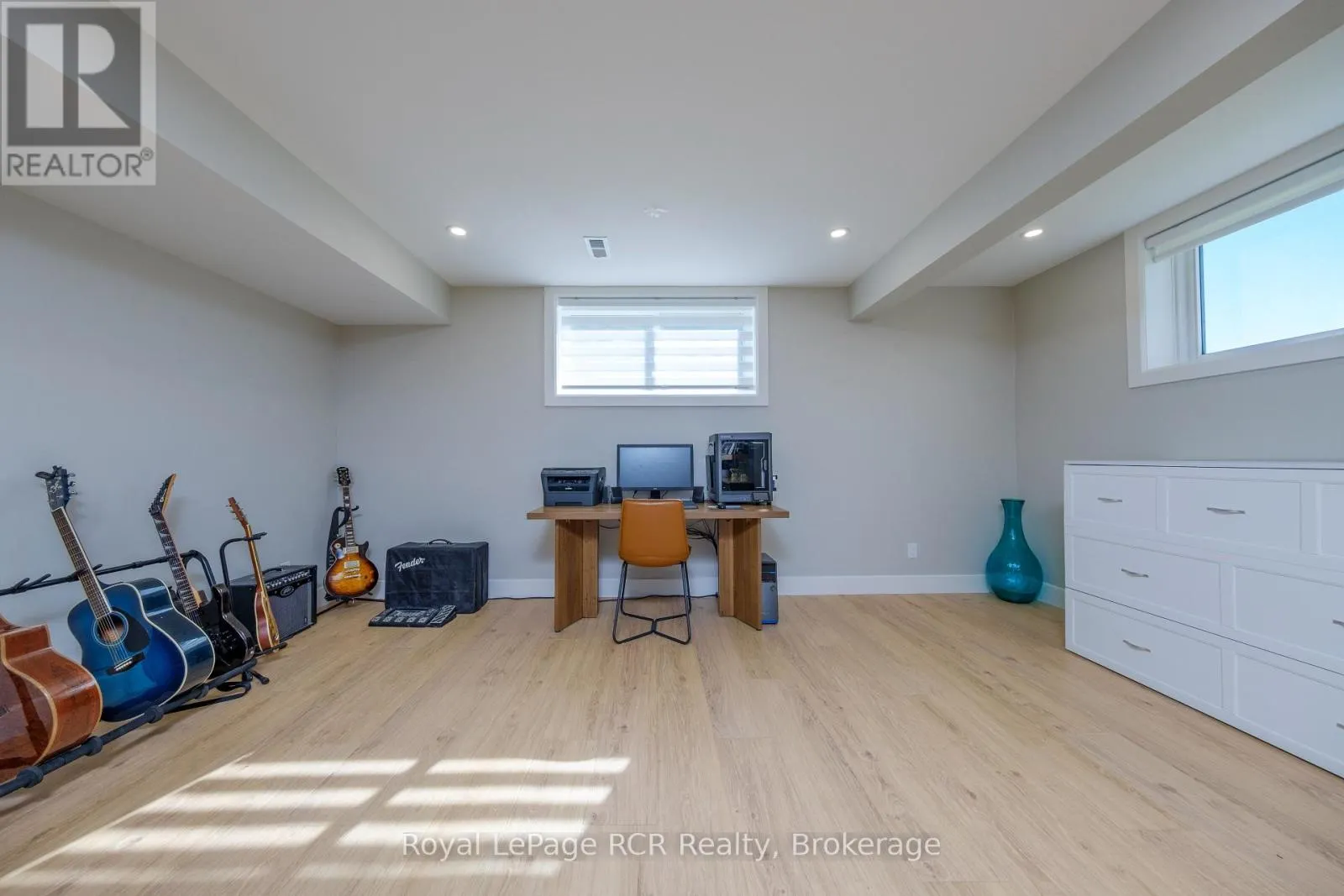 22 NICKASON DRIVE
