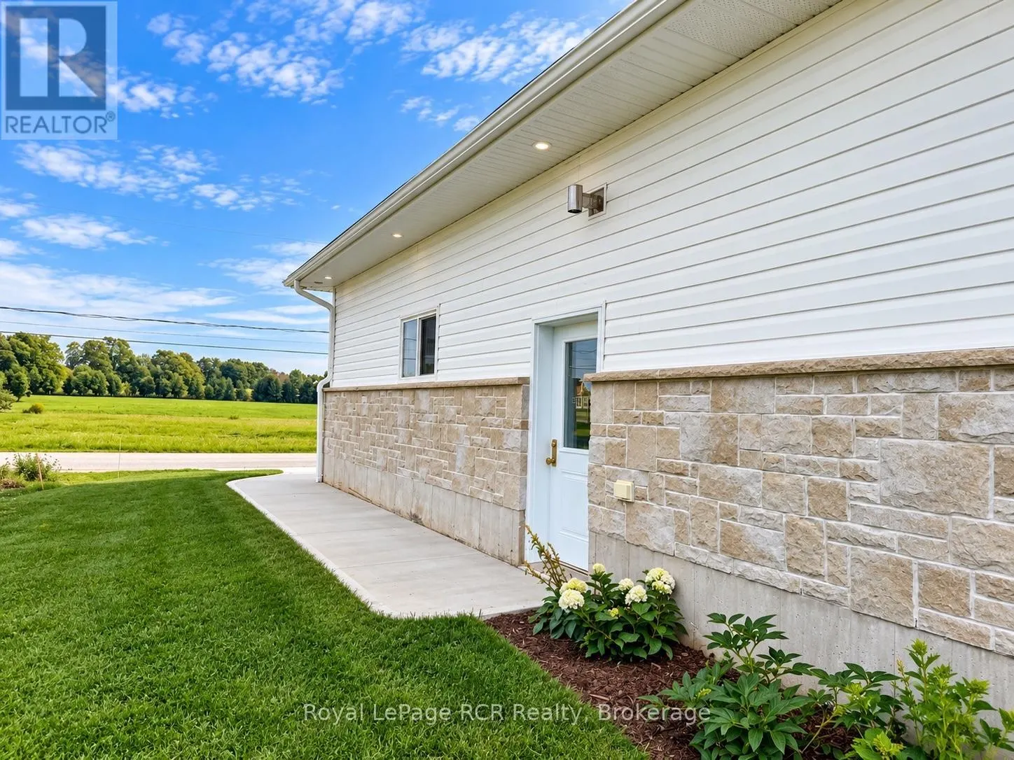 22 NICKASON DRIVE