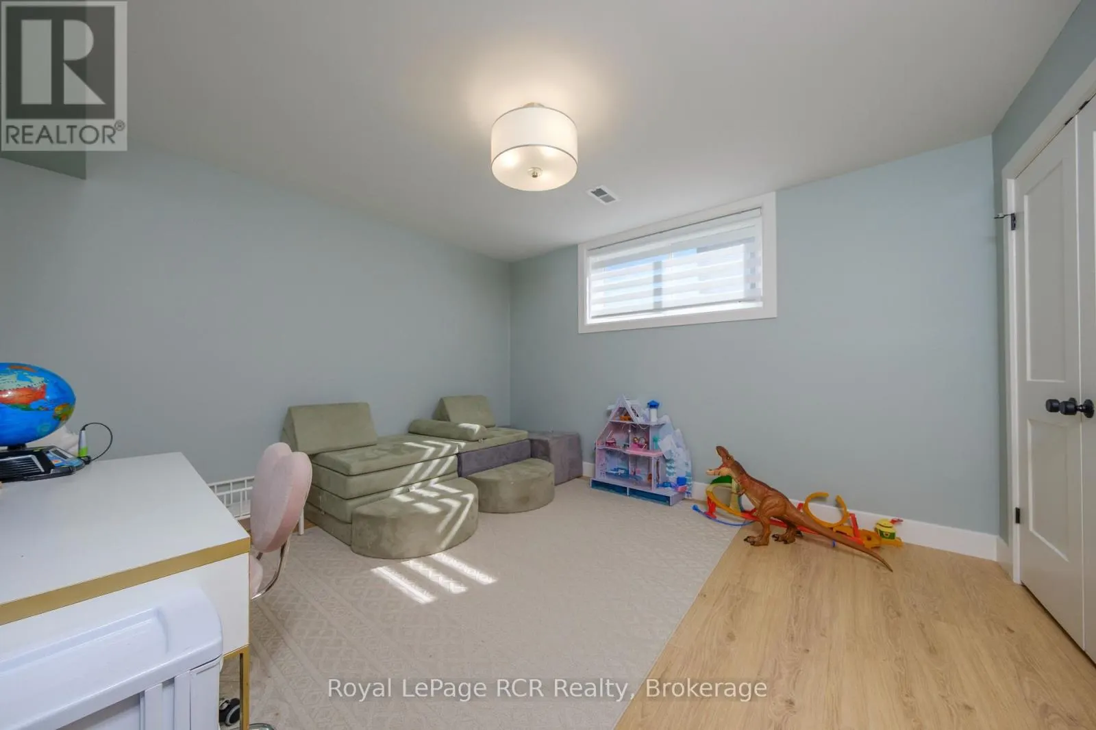 22 NICKASON DRIVE