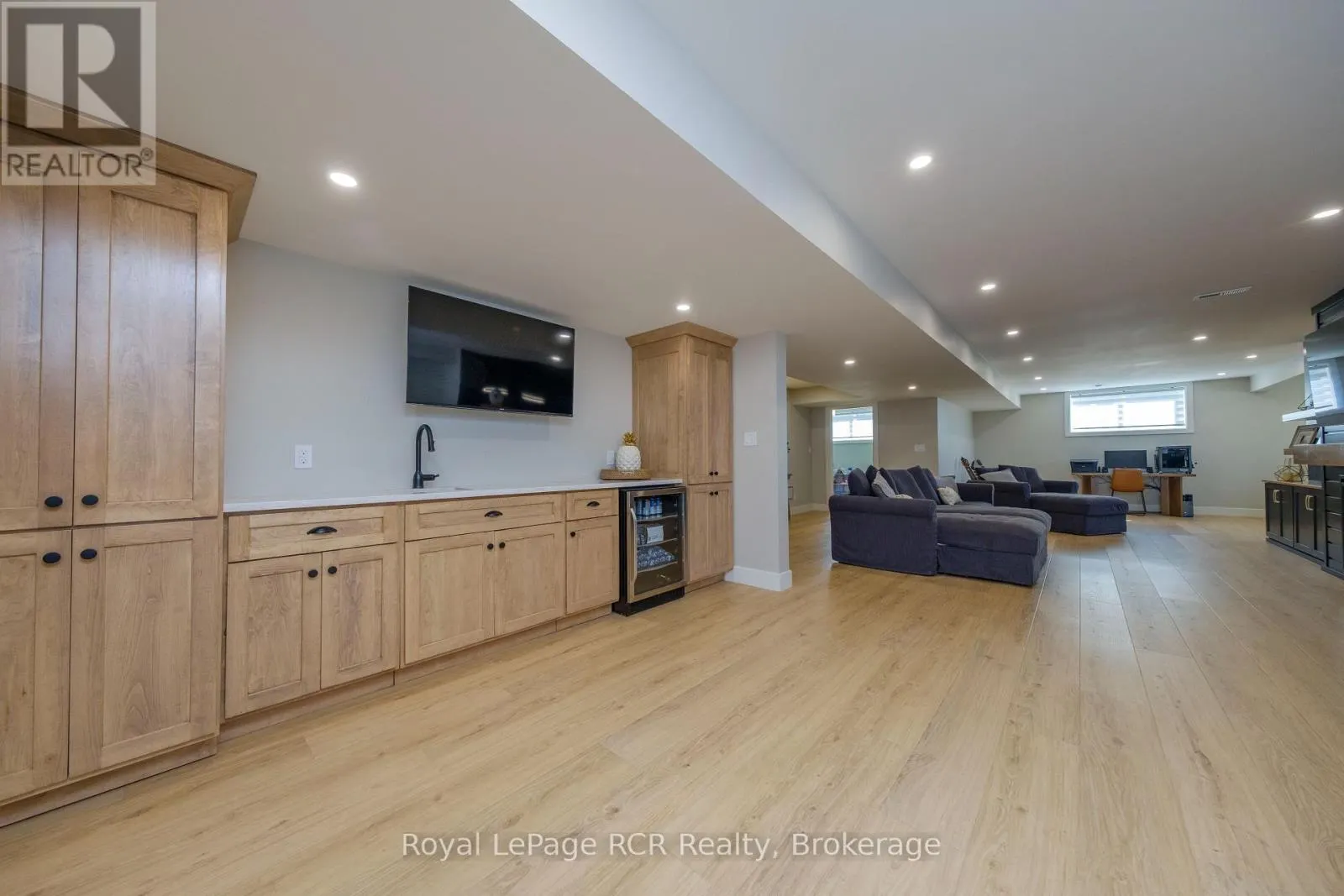 22 NICKASON DRIVE